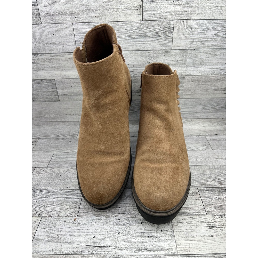Clarks Women Tan Suede Ruffle Wedge‎ Ankle Boots Side Zip Size 9.5M